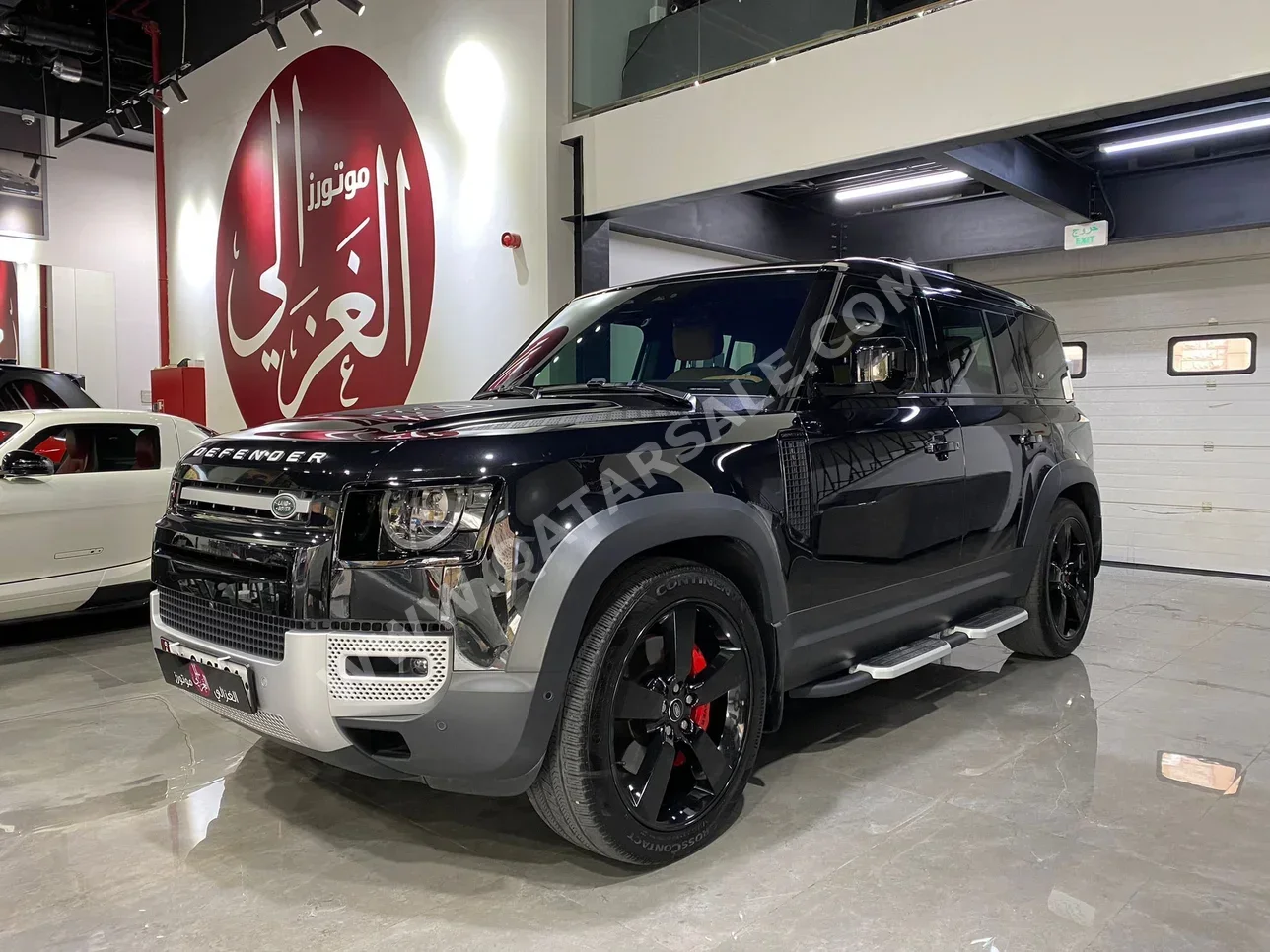 Land Rover  Defender  110 HSE  2024  Automatic  23,000 Km  6 Cylinder  Four Wheel Drive (4WD)  SUV  Gray  With Warranty