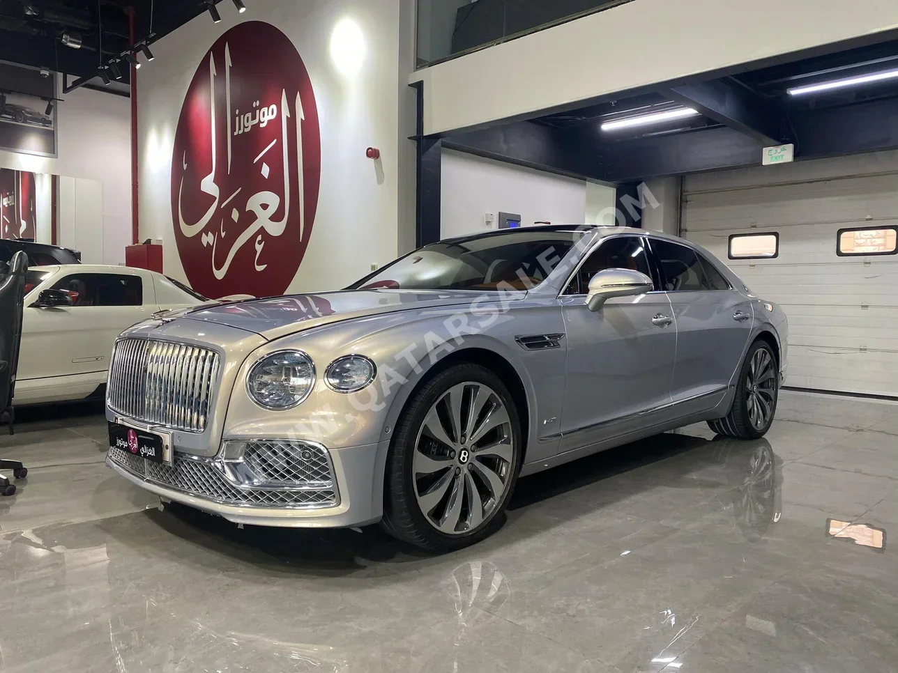  Bentley  Continental  Flying Spur  2020  Automatic  31,000 Km  12 Cylinder  All Wheel Drive (AWD)  Sedan  Silver  With Warranty