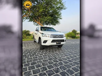 Toyota  Hilux  4 Cylinder  Pickup  White  2024