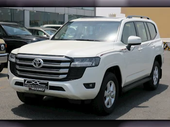 Toyota  Land Cruiser  GXR  2024  Automatic  0 Km  6 Cylinder  Four Wheel Drive (4WD)  SUV  White  With Warranty