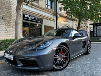 Porsche  Boxster  S  2018  Automatic  68,000 Km  6 Cylinder  All Wheel Drive (AWD)  Convertible  Gray