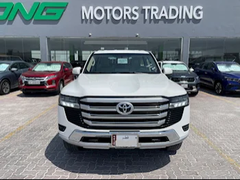 Toyota  Land Cruiser  GXR  2024  Automatic  0 Km  6 Cylinder  Four Wheel Drive (4WD)  SUV  White  With Warranty