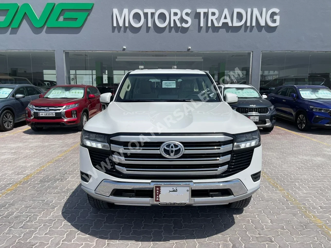 Toyota  Land Cruiser  GXR  2024  Automatic  0 Km  6 Cylinder  Four Wheel Drive (4WD)  SUV  White  With Warranty