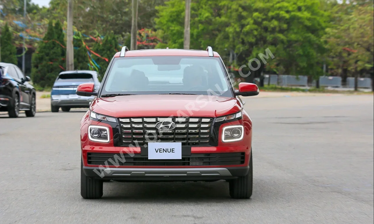 Hyundai  Venue  SUV 4x4  Red  2023