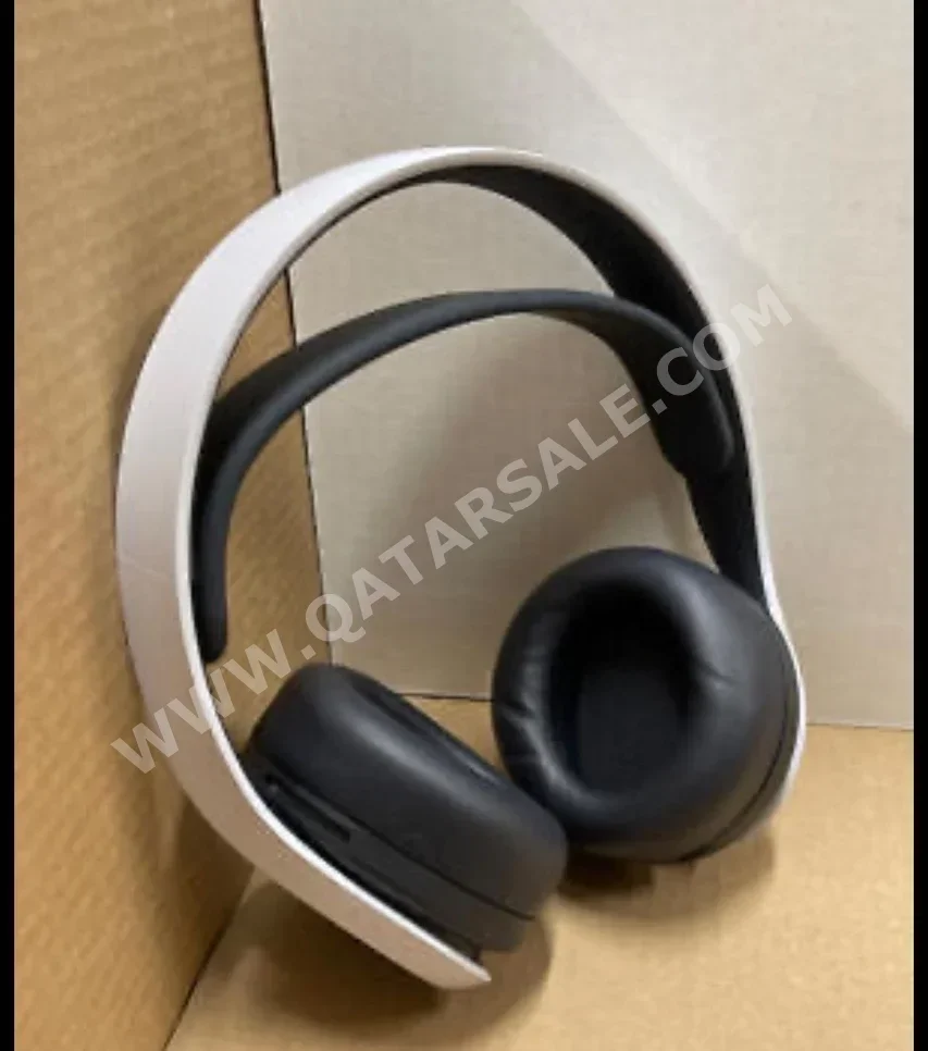 Headset And Speakers - Sony  - White  - Wireless  - With Microphone