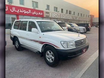 Toyota  Land Cruiser  GX  2003  Automatic  439,000 Km  6 Cylinder  Four Wheel Drive (4WD)  SUV  White