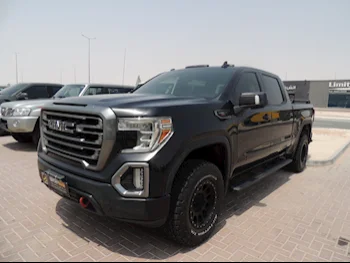  GMC  Sierra  AT4  2020  Automatic  139,000 Km  8 Cylinder  Four Wheel Drive (4WD)  Pick Up  Black  With Warranty