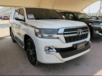 Toyota  Land Cruiser  GXR- Grand Touring  2021  Automatic  84,000 Km  8 Cylinder  Four Wheel Drive (4WD)  SUV  White