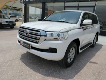 Toyota  Land Cruiser  GXR  2018  Automatic  259,000 Km  6 Cylinder  Four Wheel Drive (4WD)  SUV  White