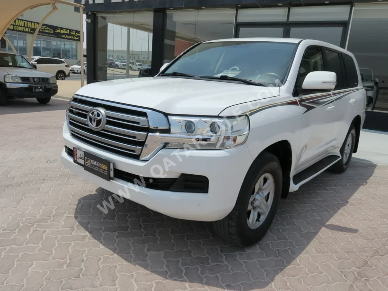 Toyota  Land Cruiser  GXR  2018  Automatic  259,000 Km  6 Cylinder  Four Wheel Drive (4WD)  SUV  White