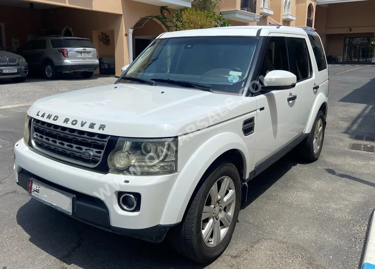 Land Rover  LR4  SE  2015  Automatic  166,000 Km  6 Cylinder  Four Wheel Drive (4WD)  SUV  White