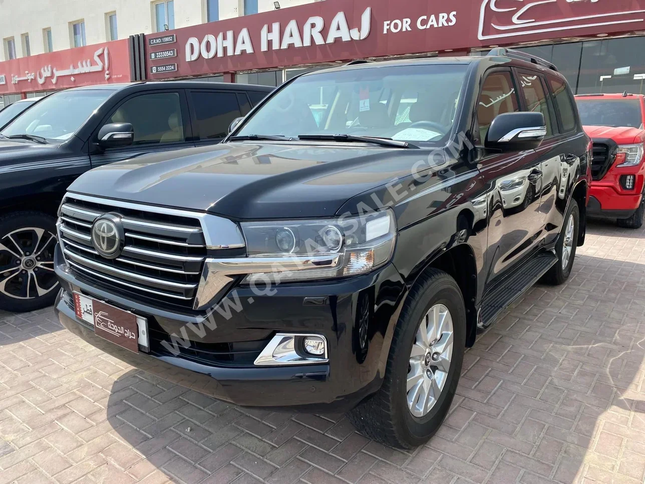  Toyota  Land Cruiser  GXR  2017  Automatic  156,000 Km  6 Cylinder  Four Wheel Drive (4WD)  SUV  Black  With Warranty