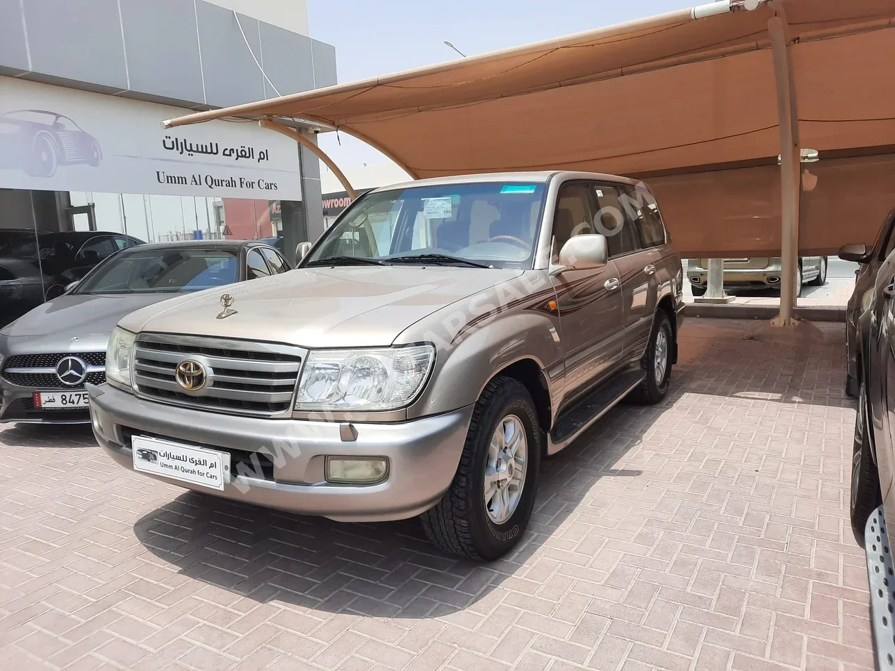 Toyota  Land Cruiser  GXR  2007  Automatic  310,000 Km  6 Cylinder  Four Wheel Drive (4WD)  SUV  Gold