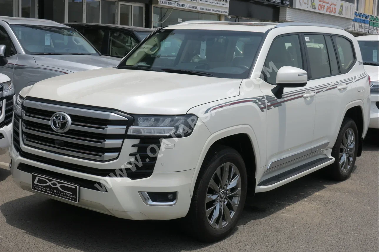 Toyota  Land Cruiser  GXR Twin Turbo  2022  Automatic  55,000 Km  6 Cylinder  Four Wheel Drive (4WD)  SUV  White  With Warranty