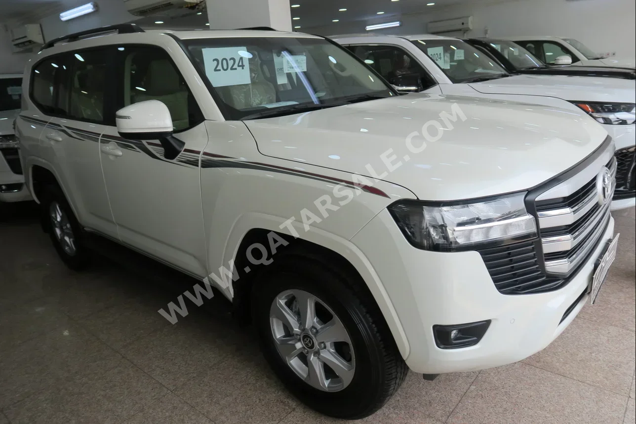 Toyota  Land Cruiser  GXR  2024  Automatic  0 Km  6 Cylinder  Four Wheel Drive (4WD)  SUV  White  With Warranty