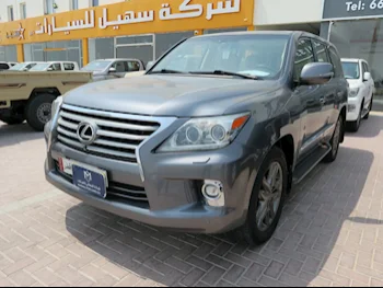 Lexus  LX  570  2012  Automatic  298,000 Km  8 Cylinder  Four Wheel Drive (4WD)  SUV  Gray