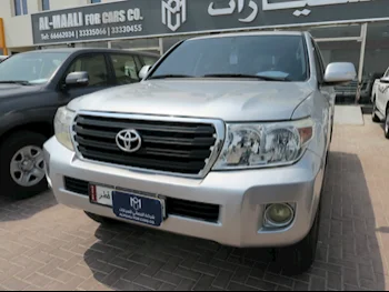 Toyota  Land Cruiser  G  2014  Automatic  260,000 Km  6 Cylinder  Four Wheel Drive (4WD)  SUV  Silver