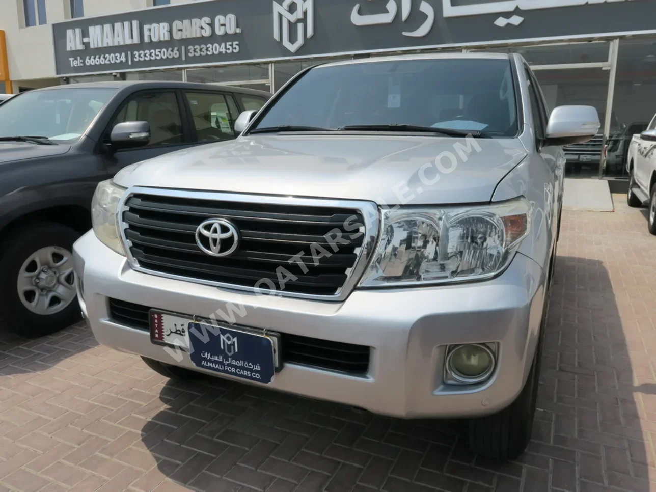 Toyota  Land Cruiser  G  2014  Automatic  260,000 Km  6 Cylinder  Four Wheel Drive (4WD)  SUV  Silver