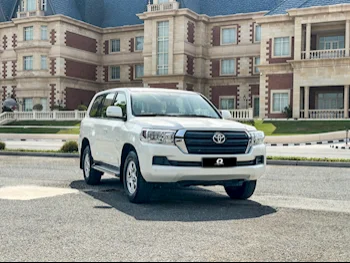 Toyota  Land Cruiser  GX  2021  Automatic  61,000 Km  6 Cylinder  Four Wheel Drive (4WD)  SUV  White