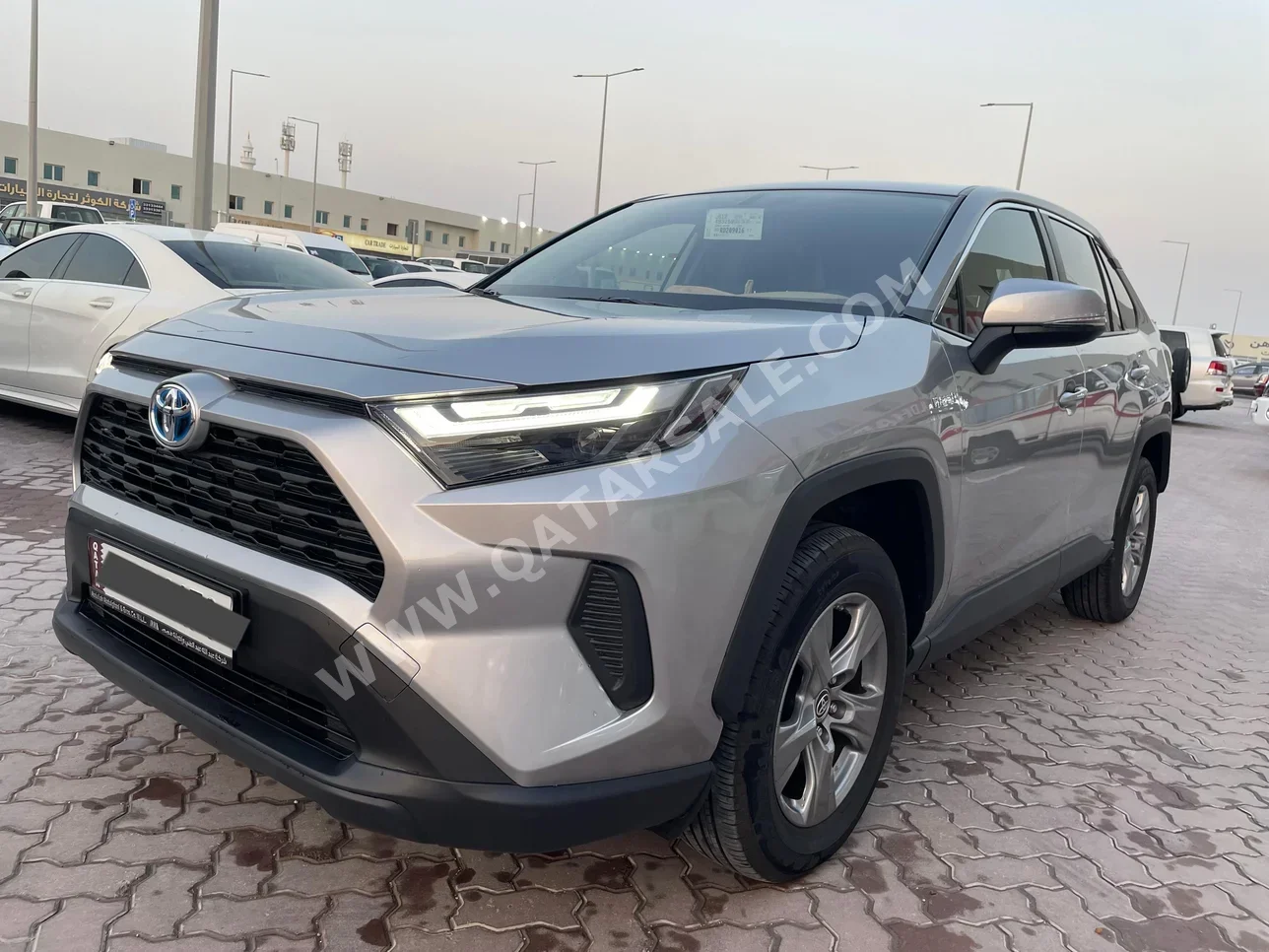 Toyota  Rav 4  HYBRID  2024  Automatic  3,800 Km  4 Cylinder  Rear Wheel Drive (RWD)  SUV  Silver  With Warranty