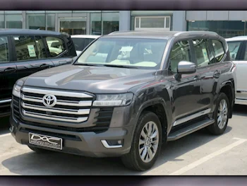 Toyota  Land Cruiser  GXR Twin Turbo  2023  Automatic  88,000 Km  6 Cylinder  Four Wheel Drive (4WD)  SUV  Gray  With Warranty