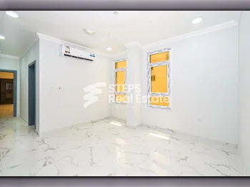 3 Bedrooms  Apartment  in Doha -  Umm Ghuwailina  Not Furnished