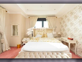 2 Bedrooms  Apartment  in Doha -  The Pearl  Fully Furnished