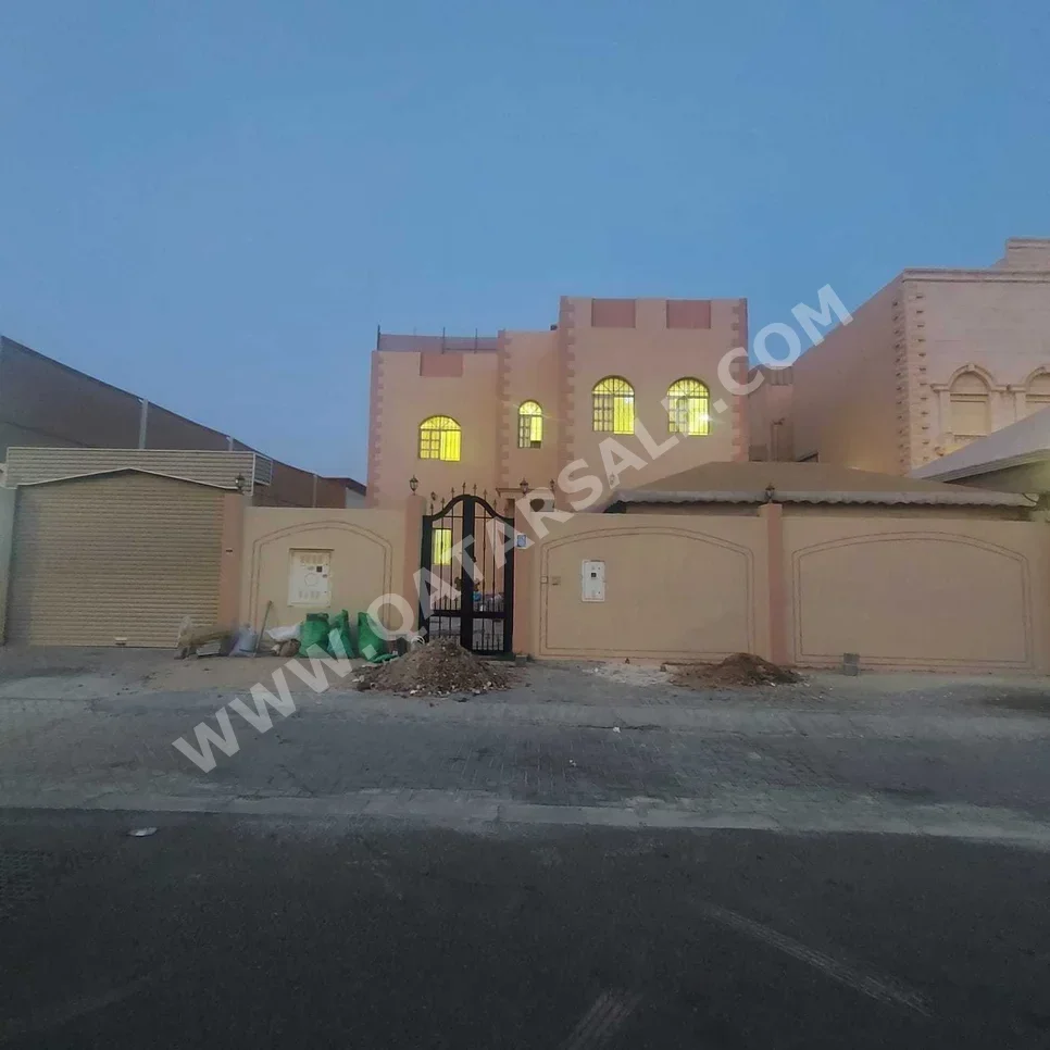 Family Residential  - Not Furnished  - Al Rayyan  - Muaither  - 8 Bedrooms