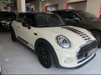 Mini  Cooper  2020  Automatic  38,000 Km  3 Cylinder  Front Wheel Drive (FWD)  Hatchback  White