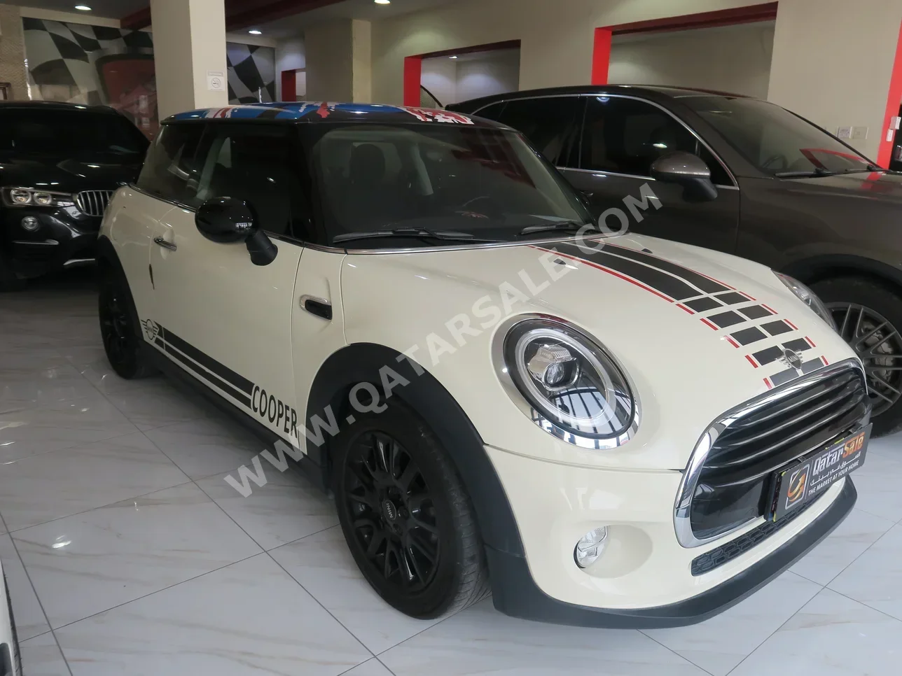 Mini  Cooper  2020  Automatic  38,000 Km  3 Cylinder  Front Wheel Drive (FWD)  Hatchback  White