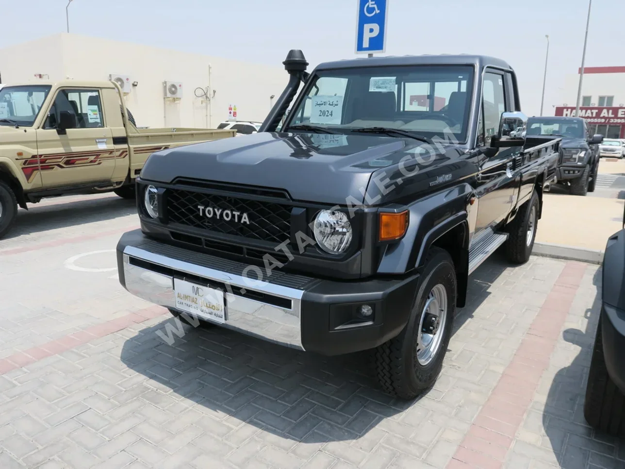 Toyota  Land Cruiser  LX  2024  Manual  0 Km  8 Cylinder  Four Wheel Drive (4WD)  Pick Up  Gray  With Warranty