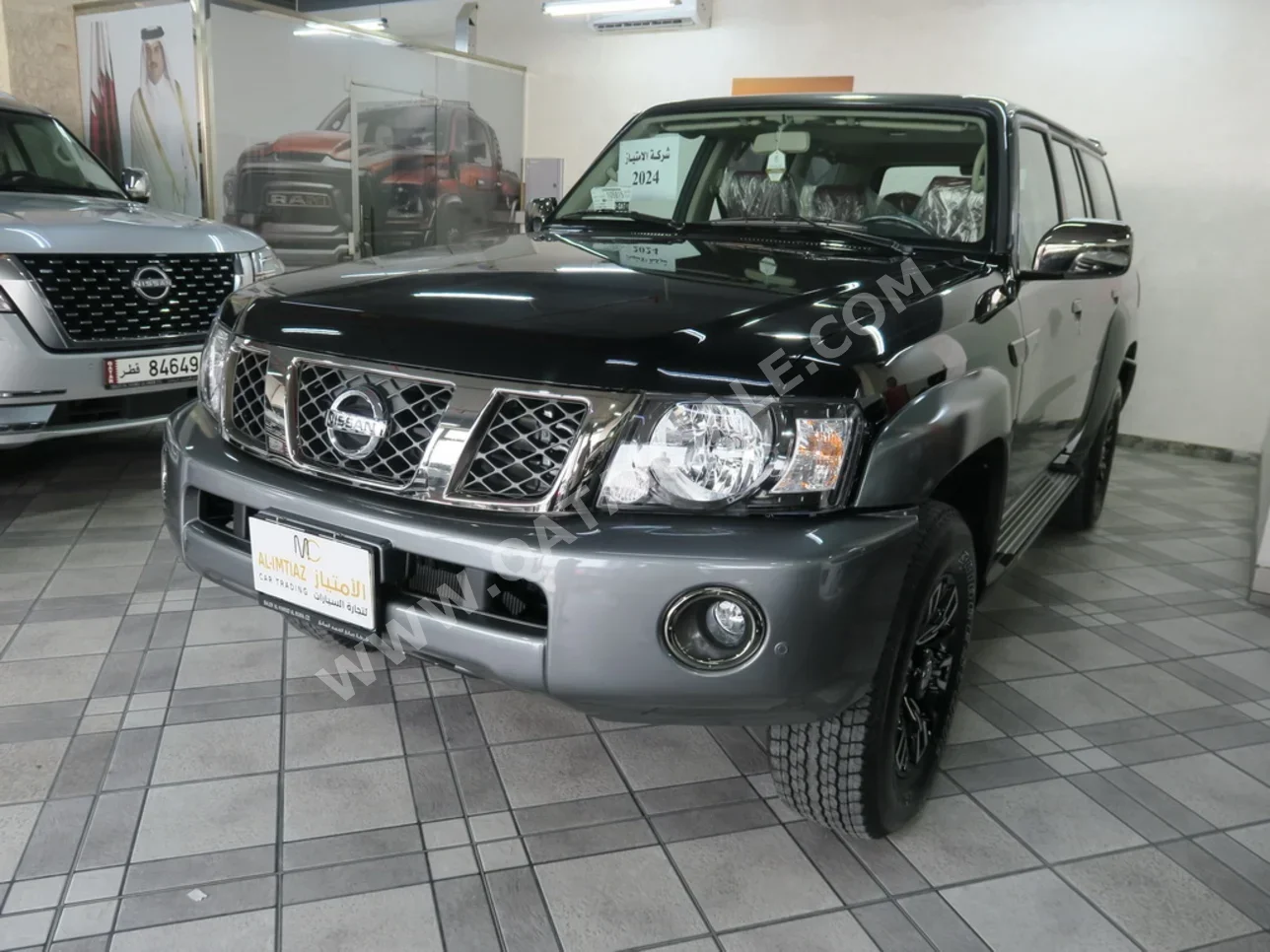 Nissan  Patrol  Super Safari  2024  Manual  0 Km  6 Cylinder  Four Wheel Drive (4WD)  SUV  Black  With Warranty