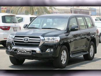 Toyota  Land Cruiser  GXR  2019  Automatic  106,000 Km  6 Cylinder  Four Wheel Drive (4WD)  SUV  Black