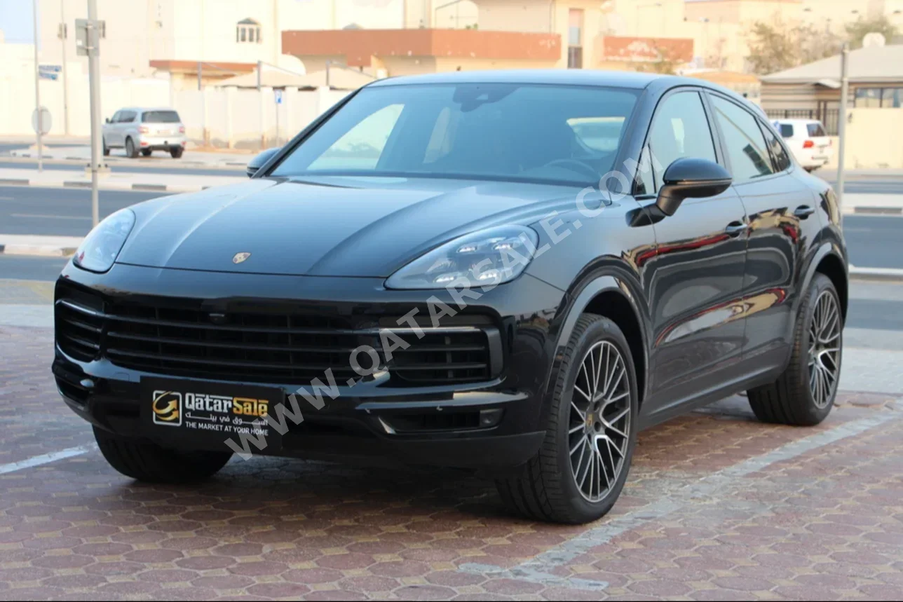 Porsche  Cayenne  Coupe  2020  Automatic  90,000 Km  6 Cylinder  All Wheel Drive (AWD)  SUV  Black