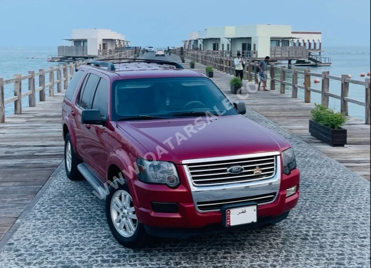 Ford  Explorer  XLT  2009  Automatic  230,000 Km  6 Cylinder  SUV  Dark Red