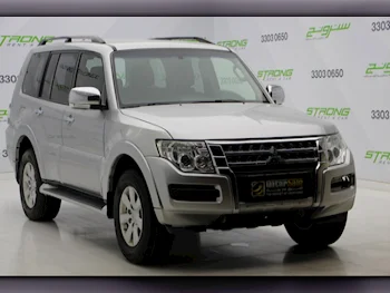 Mitsubishi  Pajero  GLS  2019  Automatic  185,000 Km  6 Cylinder  Four Wheel Drive (4WD)  SUV  Silver