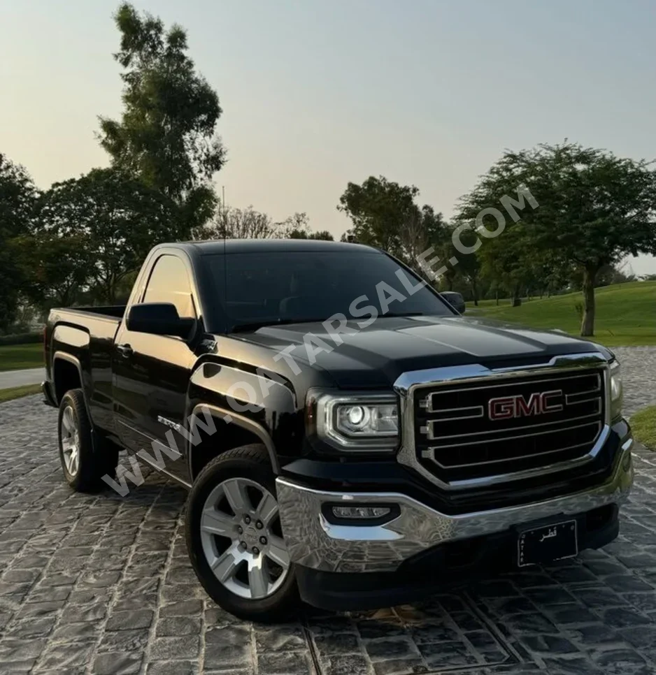 GMC  Sierra  1500  2018  Automatic  151,000 Km  8 Cylinder  Four Wheel Drive (4WD)  Pick Up  Black