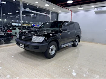 Toyota  Land Cruiser  G  2006  Manual  250,000 Km  6 Cylinder  Four Wheel Drive (4WD)  SUV  Black