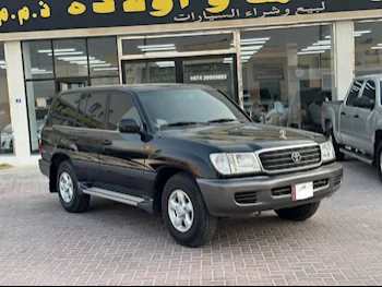 Toyota  Land Cruiser  GXR  2002  Automatic  360,000 Km  6 Cylinder  Four Wheel Drive (4WD)  SUV  Black