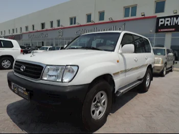 Toyota  Land Cruiser  GX  2001  Manual  400,000 Km  6 Cylinder  Four Wheel Drive (4WD)  SUV  White