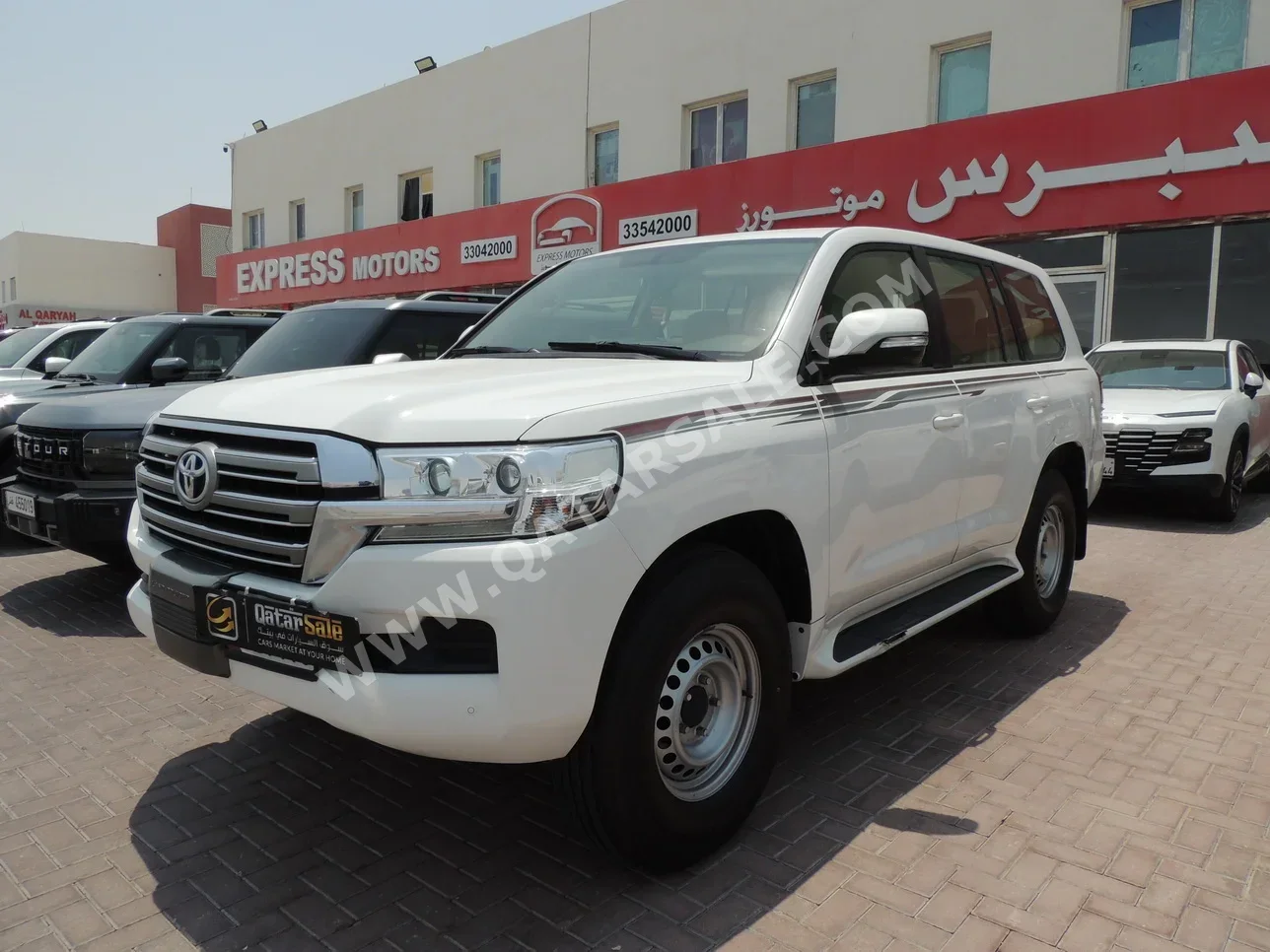 Toyota  Land Cruiser  GXR  2020  Automatic  245,000 Km  6 Cylinder  Four Wheel Drive (4WD)  SUV  White