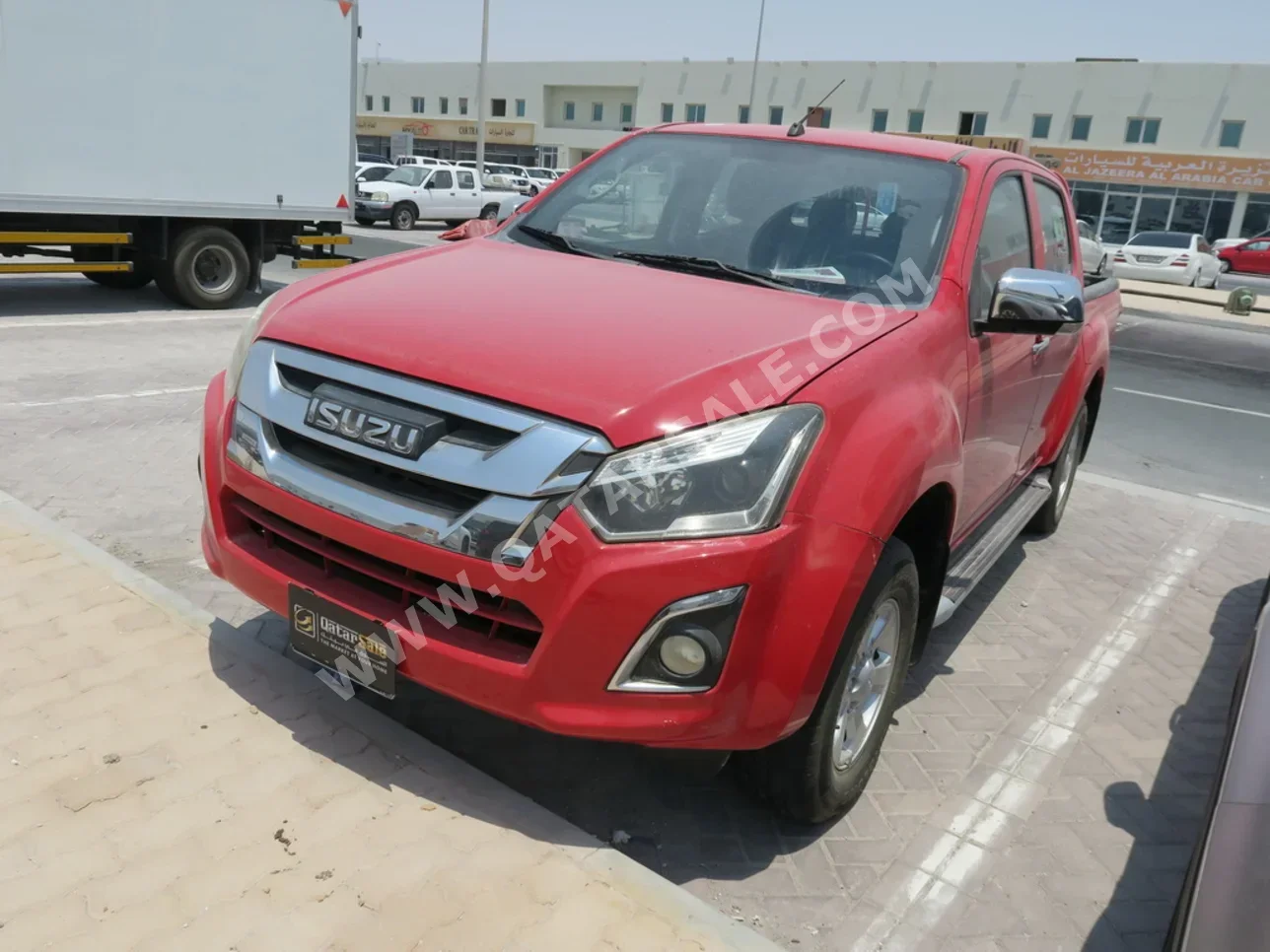 Isuzu  D-Max  2017  Automatic  6,000 Km  4 Cylinder  Front Wheel Drive (FWD)  Pick Up  Red