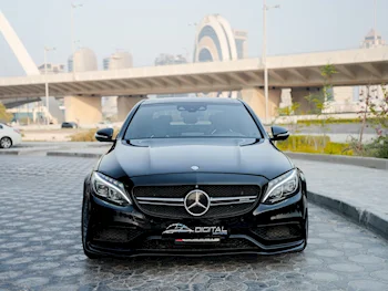 مرسيدس - بنز  سي - كلاس  63 AMG  2015  اوتوماتيك  109,000 كم  8 سلندر  دفع خلفي  سيدان  أسود