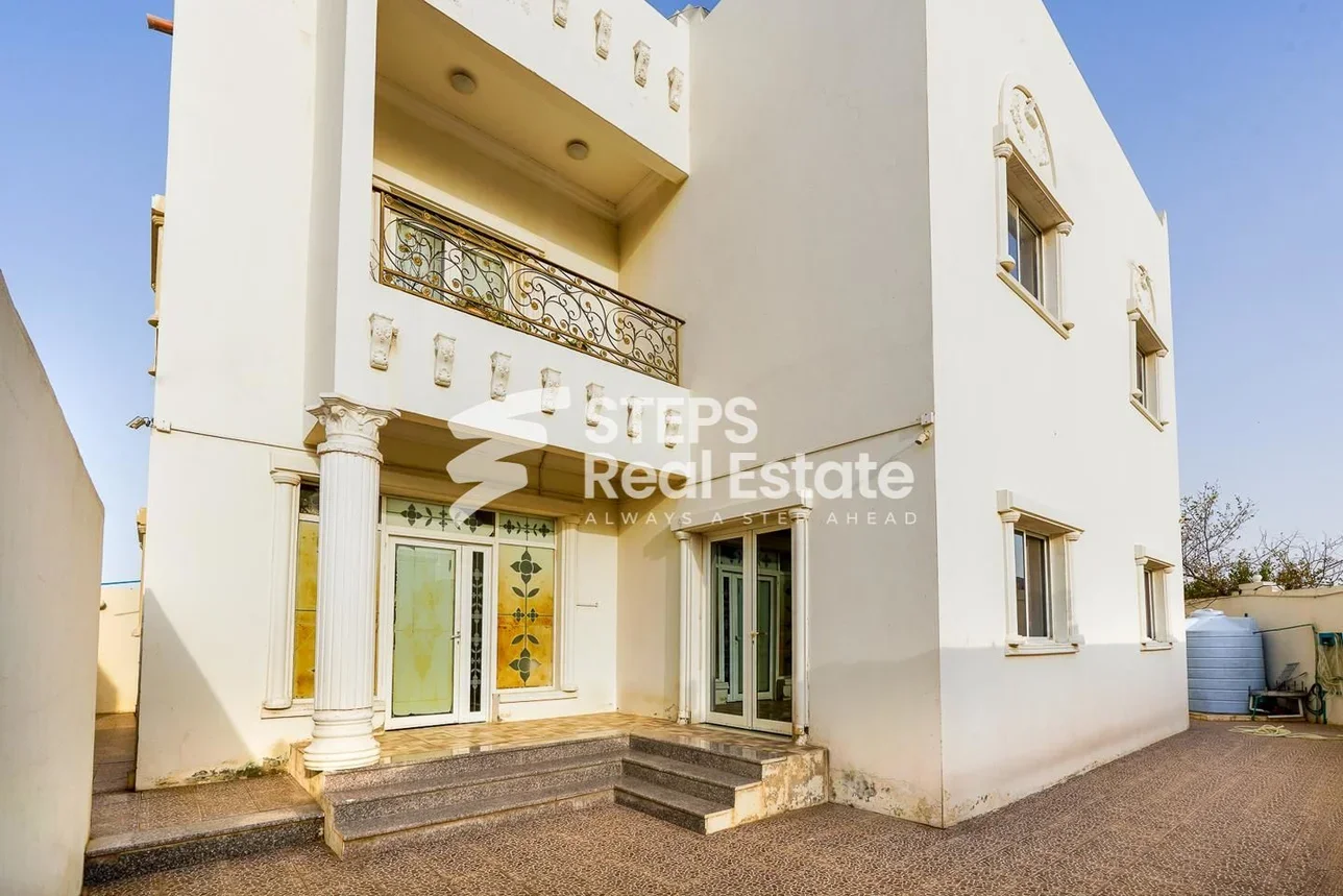 Family Residential  - Not Furnished  - Umm Salal  - Umm Salal Ali  - 5 Bedrooms