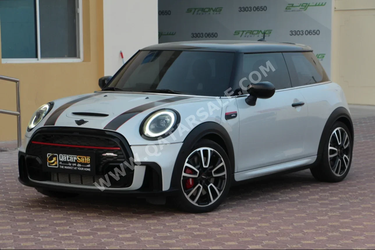 Mini  Cooper  JCW  2022  Automatic  41,000 Km  4 Cylinder  Front Wheel Drive (FWD)  Hatchback  Silver  With Warranty