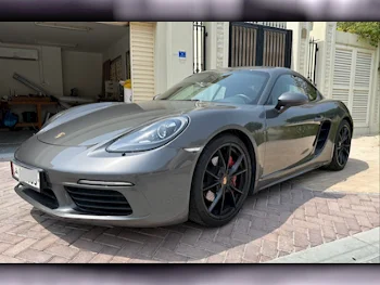 Porsche  Cayman  718 S  2017  Automatic  80,761 Km  4 Cylinder  Rear Wheel Drive (RWD)  Coupe / Sport  Gray Metallic  With Warranty