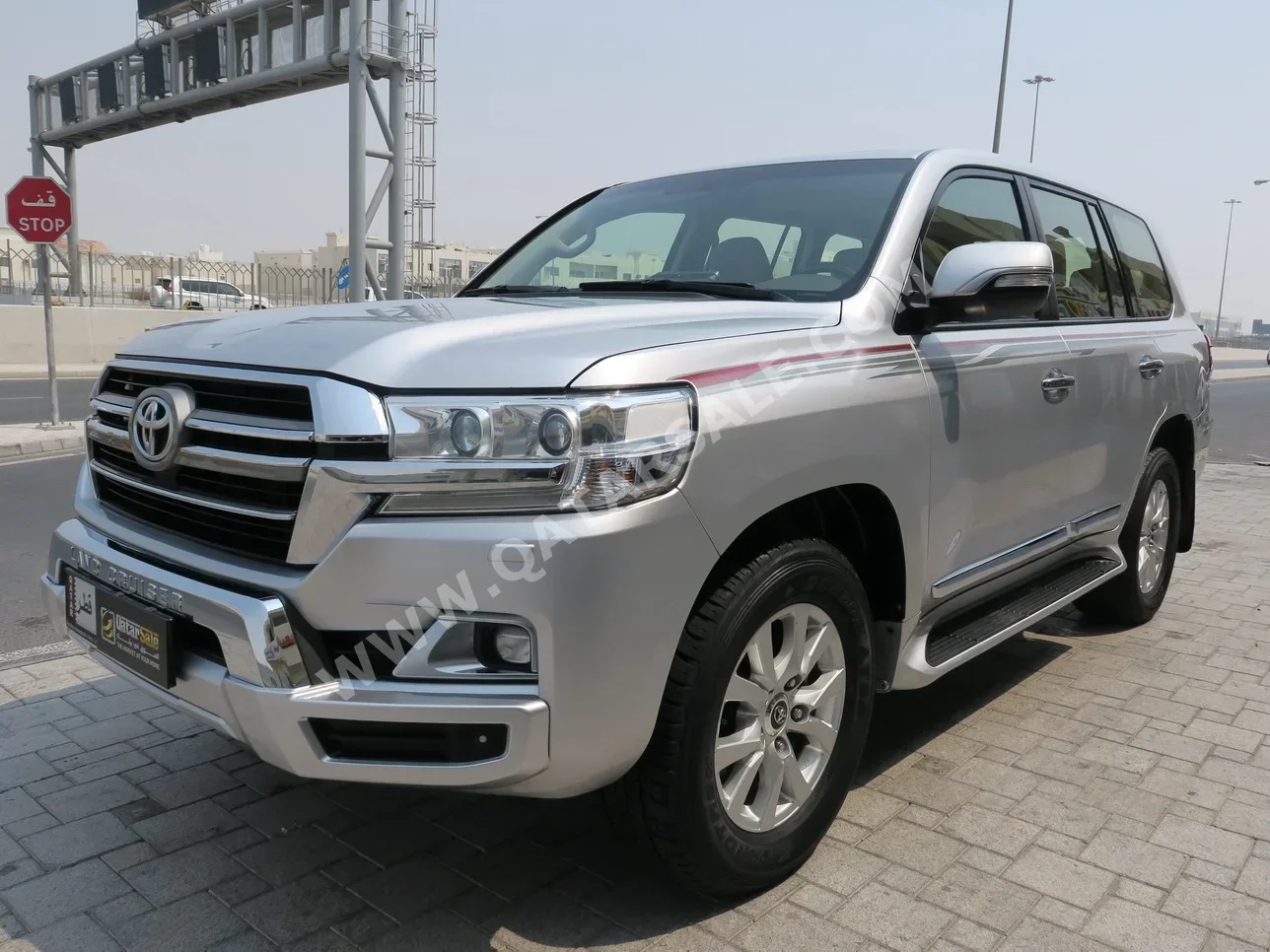 Toyota  Land Cruiser  GXR  2020  Automatic  227,000 Km  8 Cylinder  Four Wheel Drive (4WD)  SUV  Silver