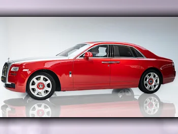 Rolls-Royce  Ghost  2013  Automatic  70٬000 Km  12 Cylinder  All Wheel Drive (AWD)  Sedan  Red