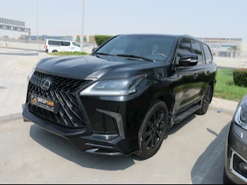 Lexus  LX  570  2017  Automatic  324,000 Km  8 Cylinder  Four Wheel Drive (4WD)  SUV  Black