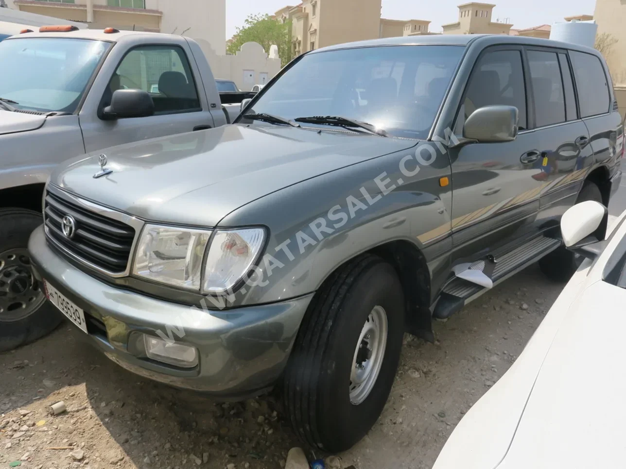 Toyota  Land Cruiser  GX  2000  Automatic  641,000 Km  6 Cylinder  Four Wheel Drive (4WD)  SUV  Dark Green